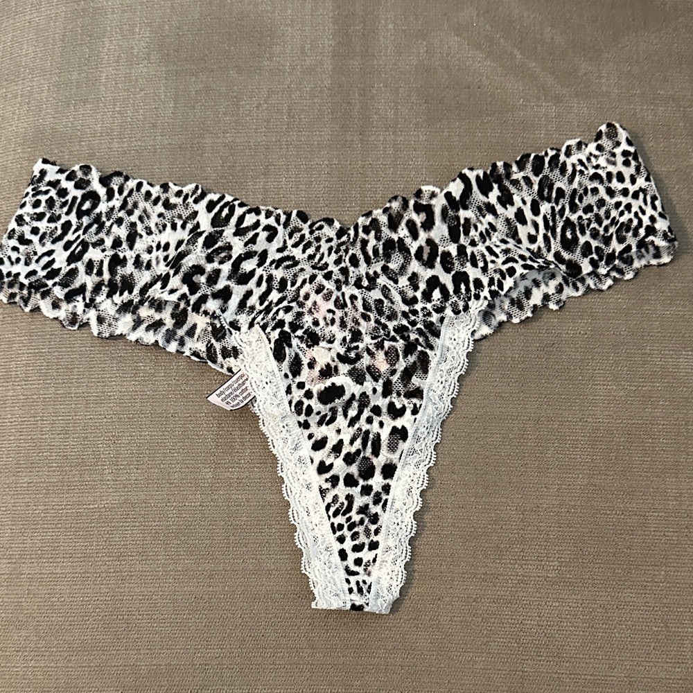 Victoria's Secret Leopard Lace Panty